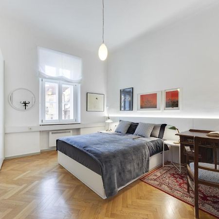 City Center Apartment With Parking 卢布尔雅那 外观 照片