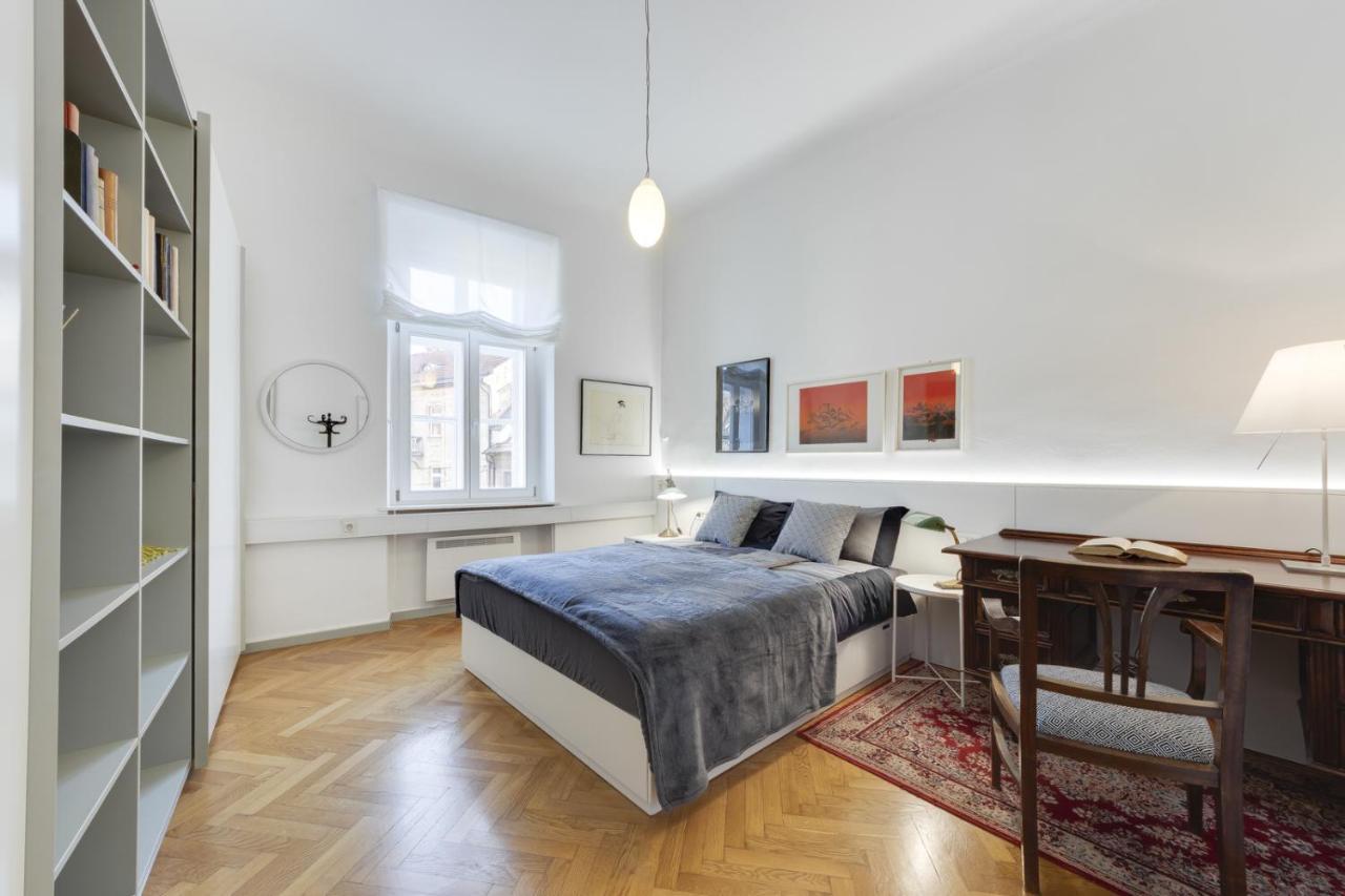 City Center Apartment With Parking 卢布尔雅那 外观 照片